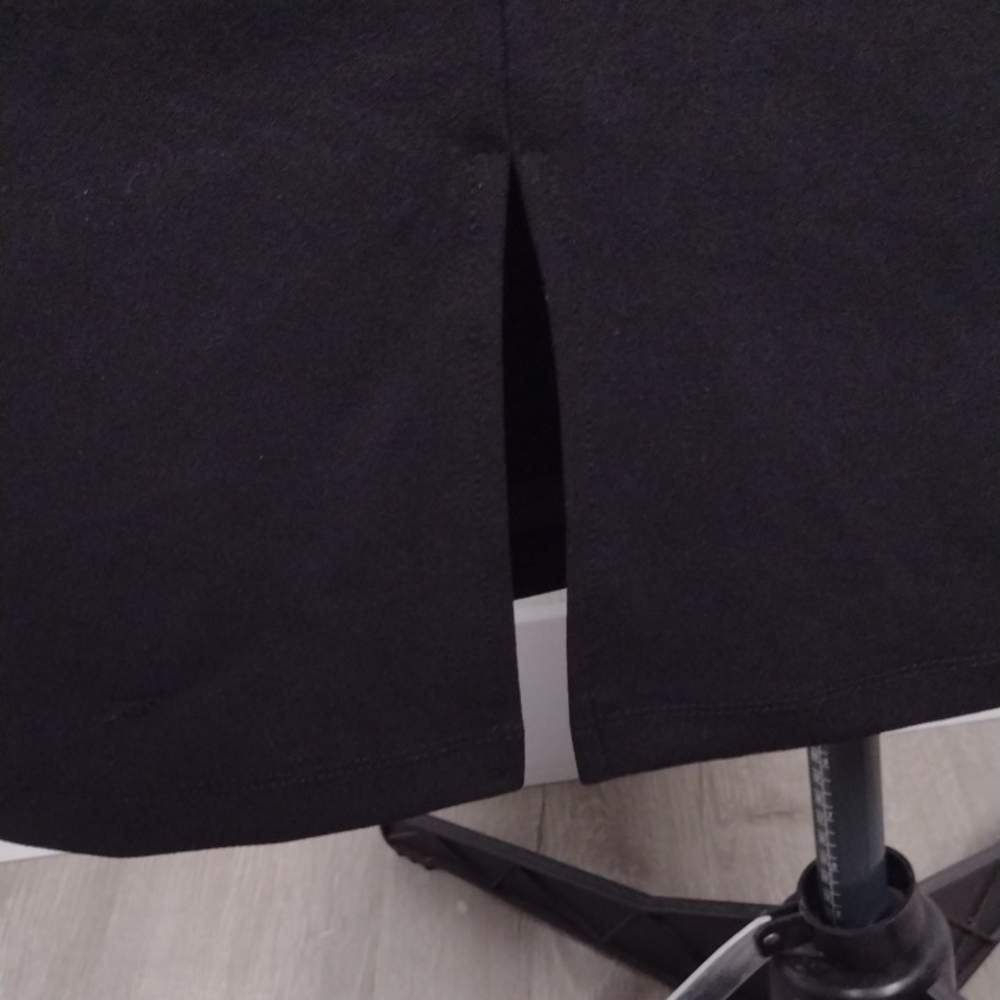 Premier Amour Elegant Black Long Sleeve Dress with Sheer Details - Picture 6 of 13